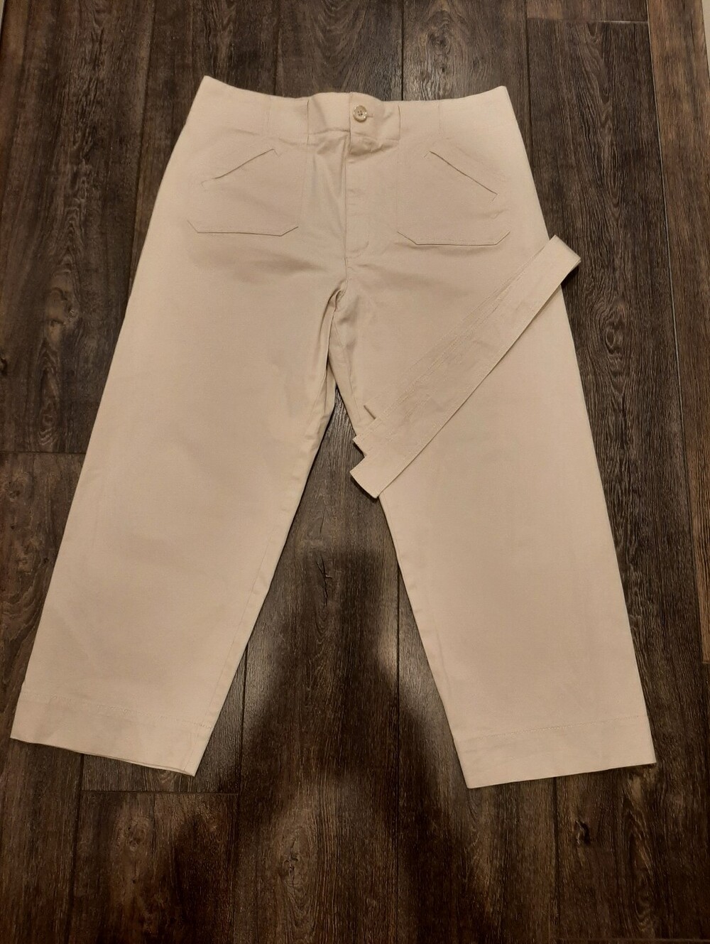 White House Black Market Wide Leg Crop Pants Size 16 Beige Belted